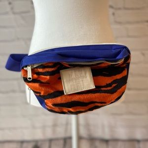 Herschel Supply Company Tiger and Blue Hip Pack - NWT